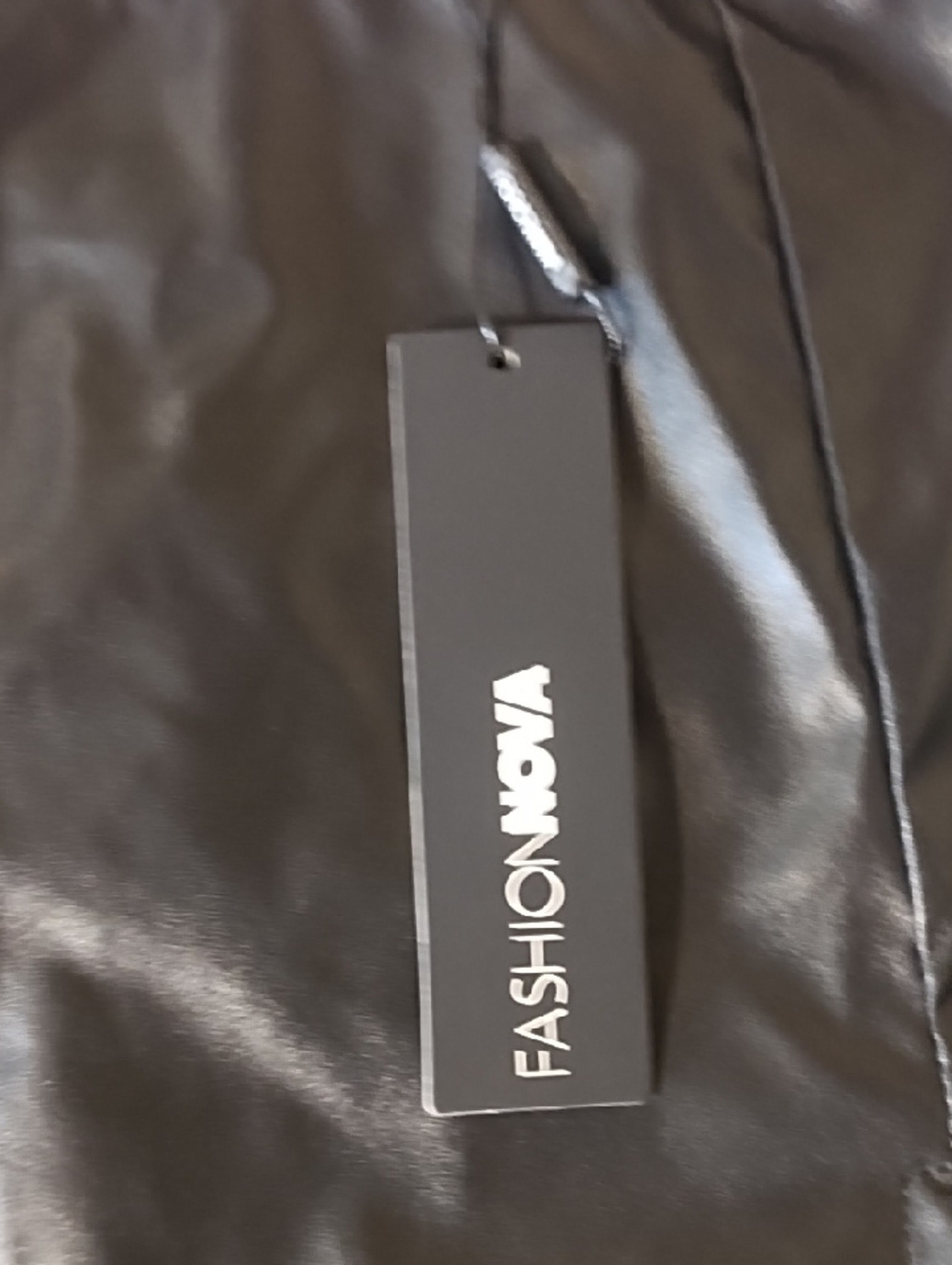 Fashion Nova Black Faux Leather Mini Skirt with Side Slit NWT Small. - Picture 3 of 10